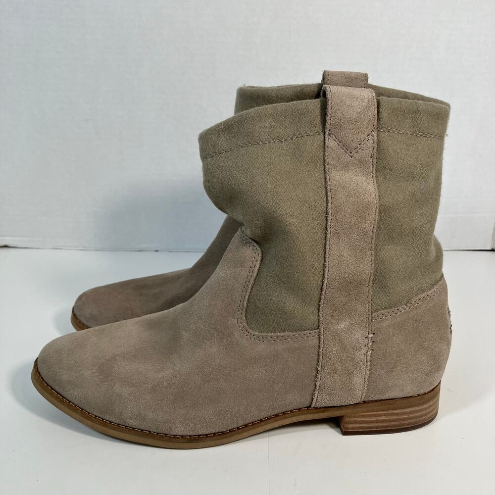 TOMS Sz 10 Laurel Boots Western Inspired Pull-on Slouchy Ankle Boots Suede